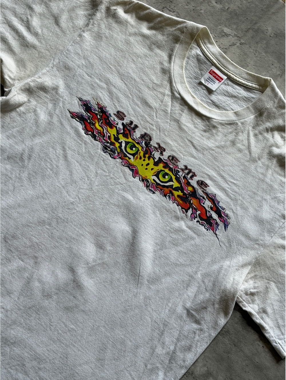 Supreme SS 22 Tiger Eyes Flame Tee White Center Hit Size L